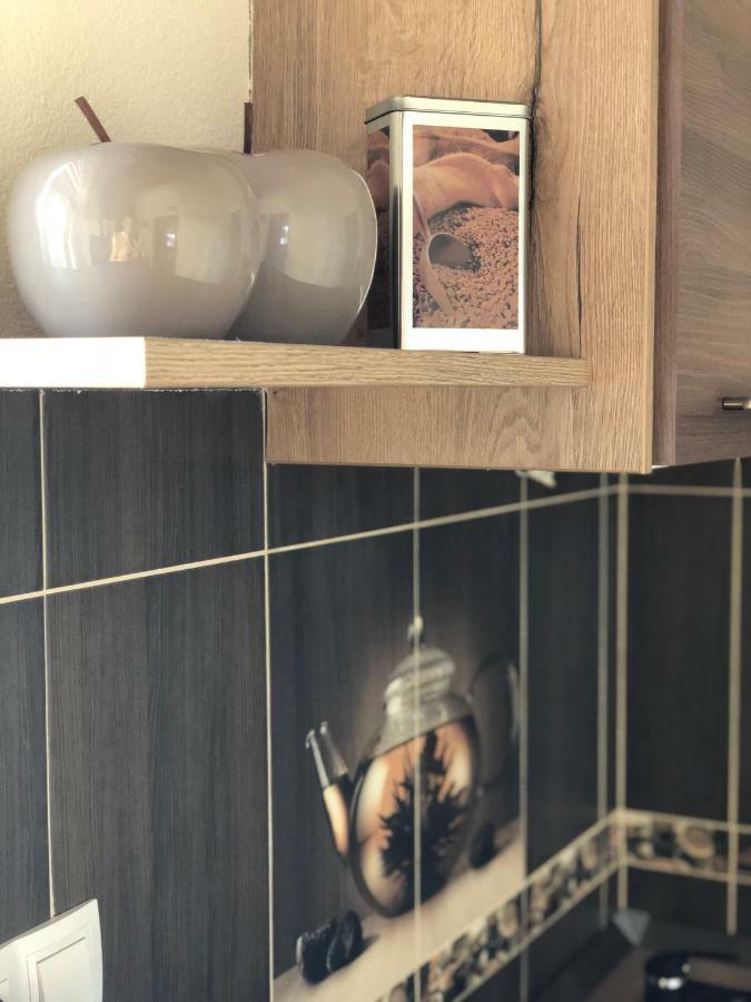 玛丽亚温泉Lili Apartman公寓 外观 照片